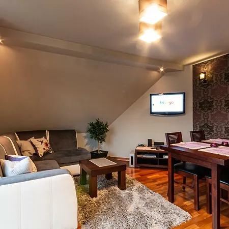 Apartamento Apartament Lilia Ogrody Gorskie